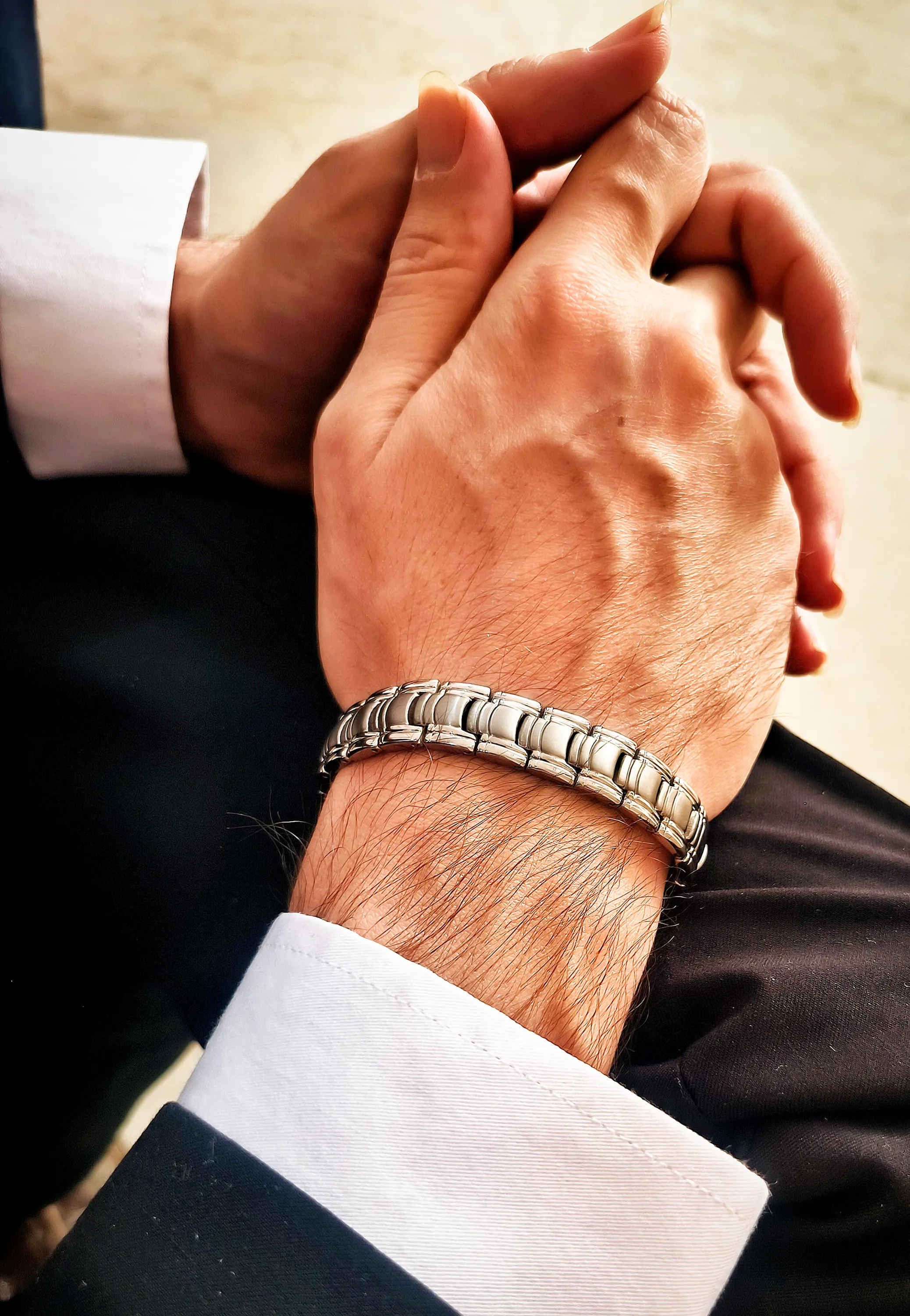 دستبند مغناطیسی فواید